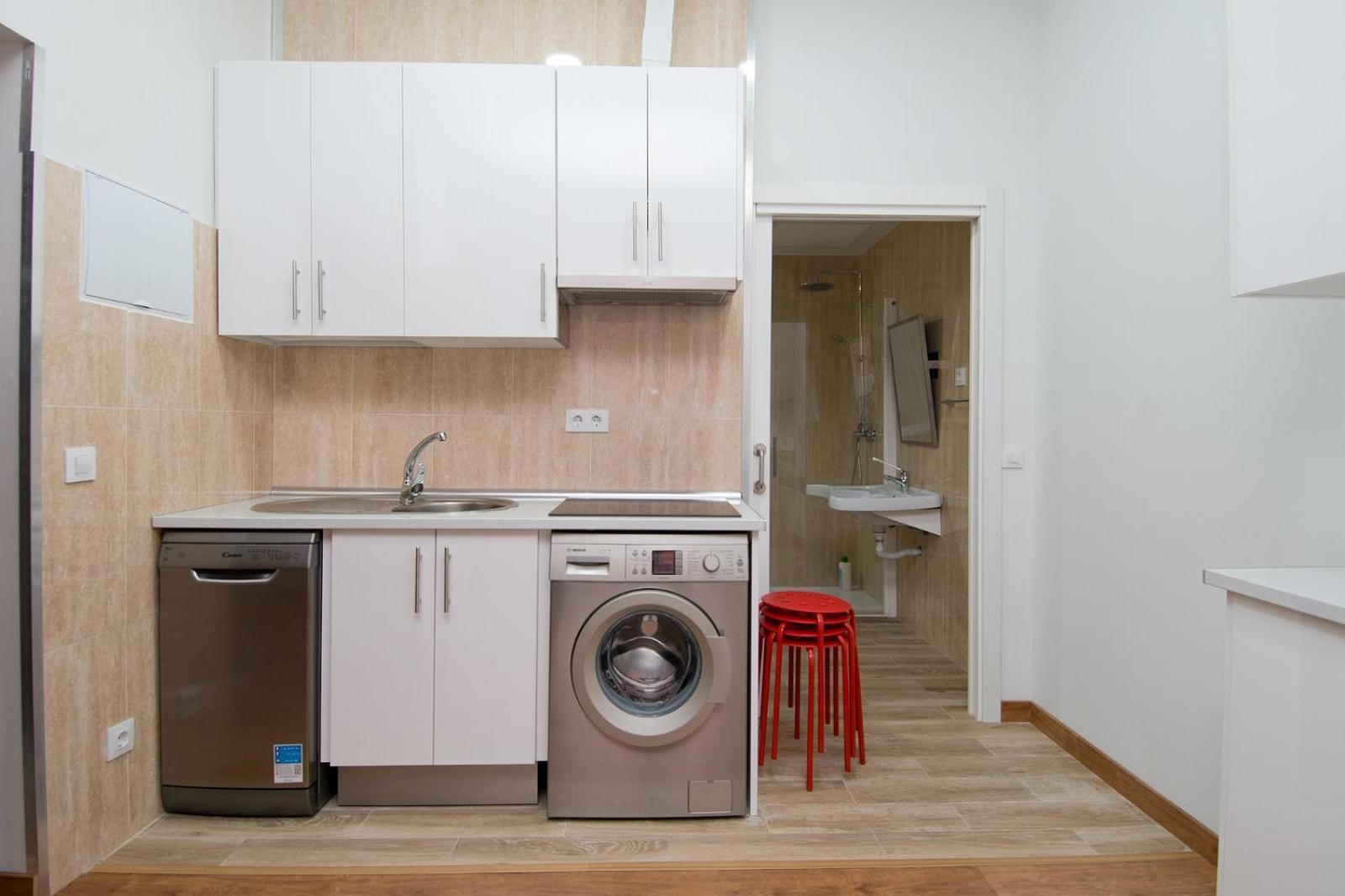 Apartments Center Мадрид Экстерьер фото